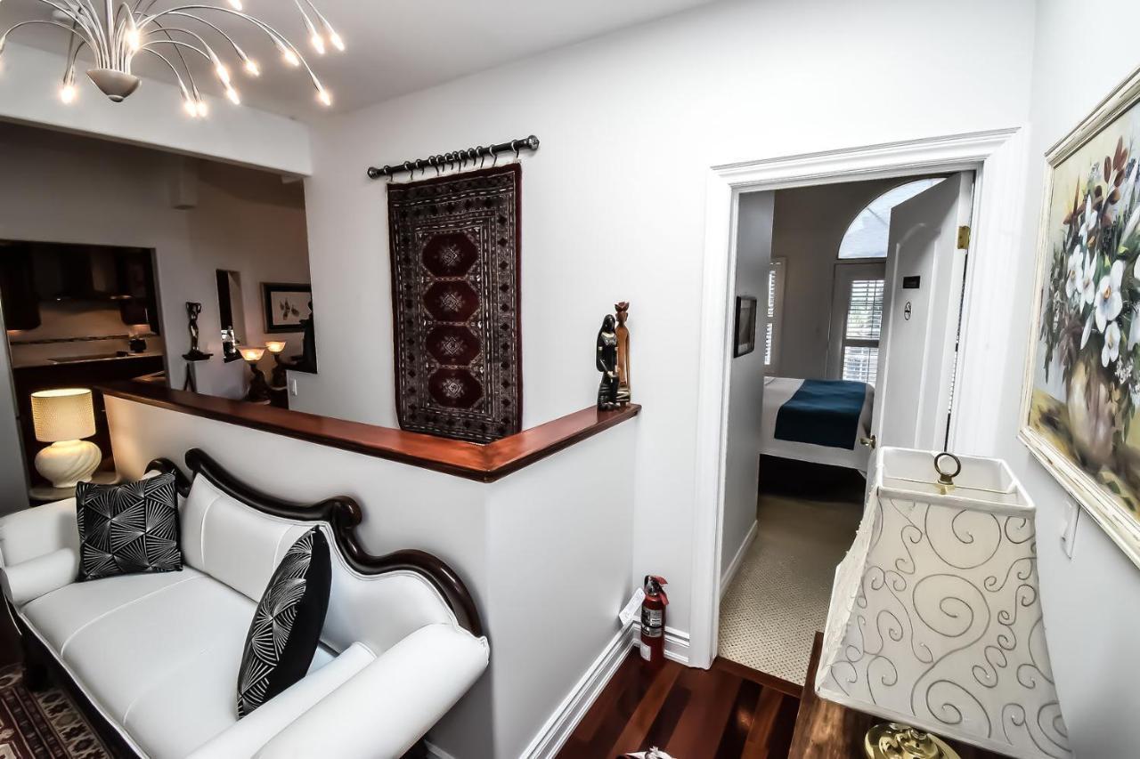 Graystone Bed & Breakfast Ниагара-он-те-Лейк Экстерьер фото